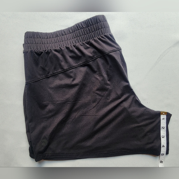 2 All In Motion Athletic Shorts - Picture 6 of 10